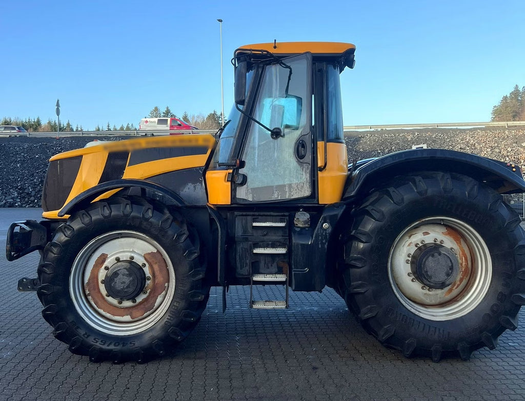 Trator JCB Fastrac 8250
