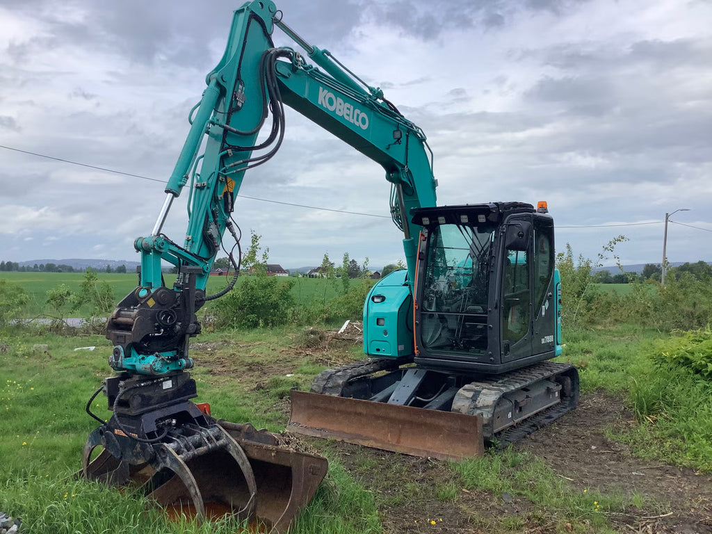 Pelle Kobelco SK75SR-7