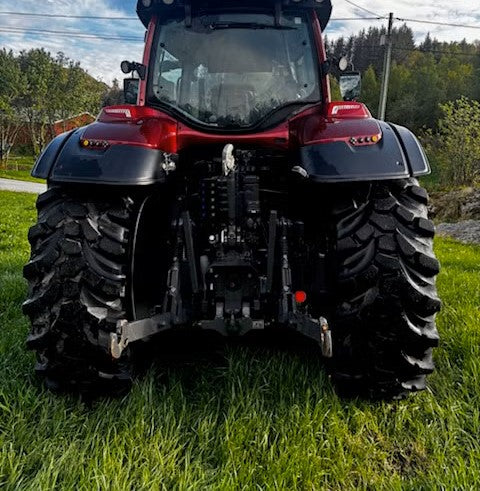 Tracteur Valtra T235