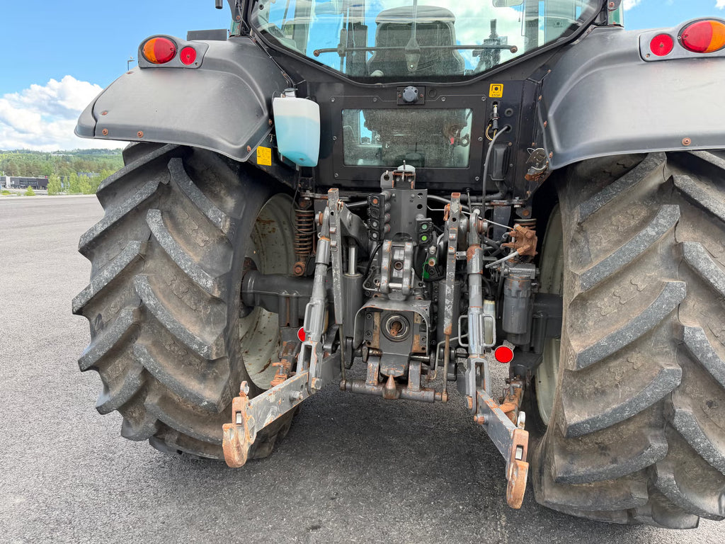 Tracteur Valtra N103