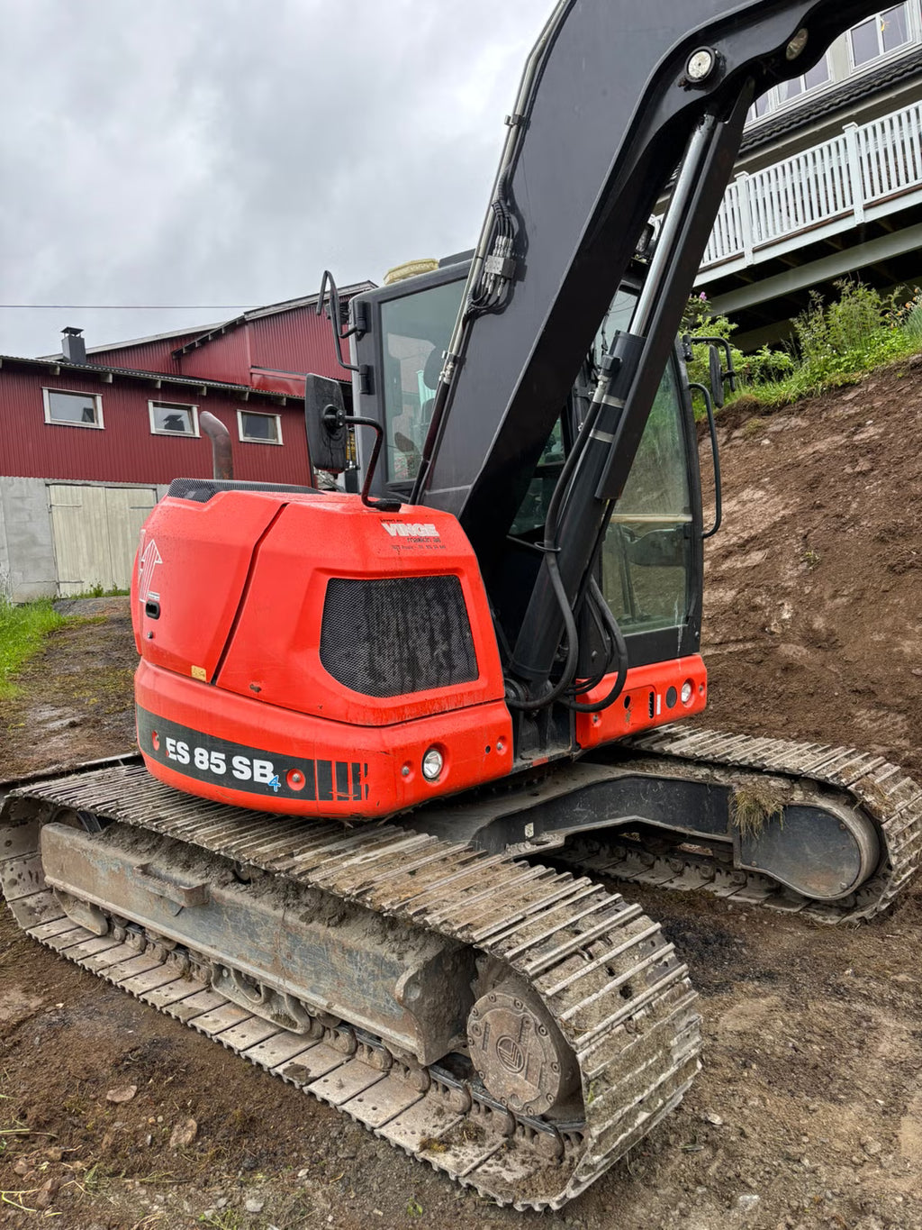 Pelle Eurocomach ES85