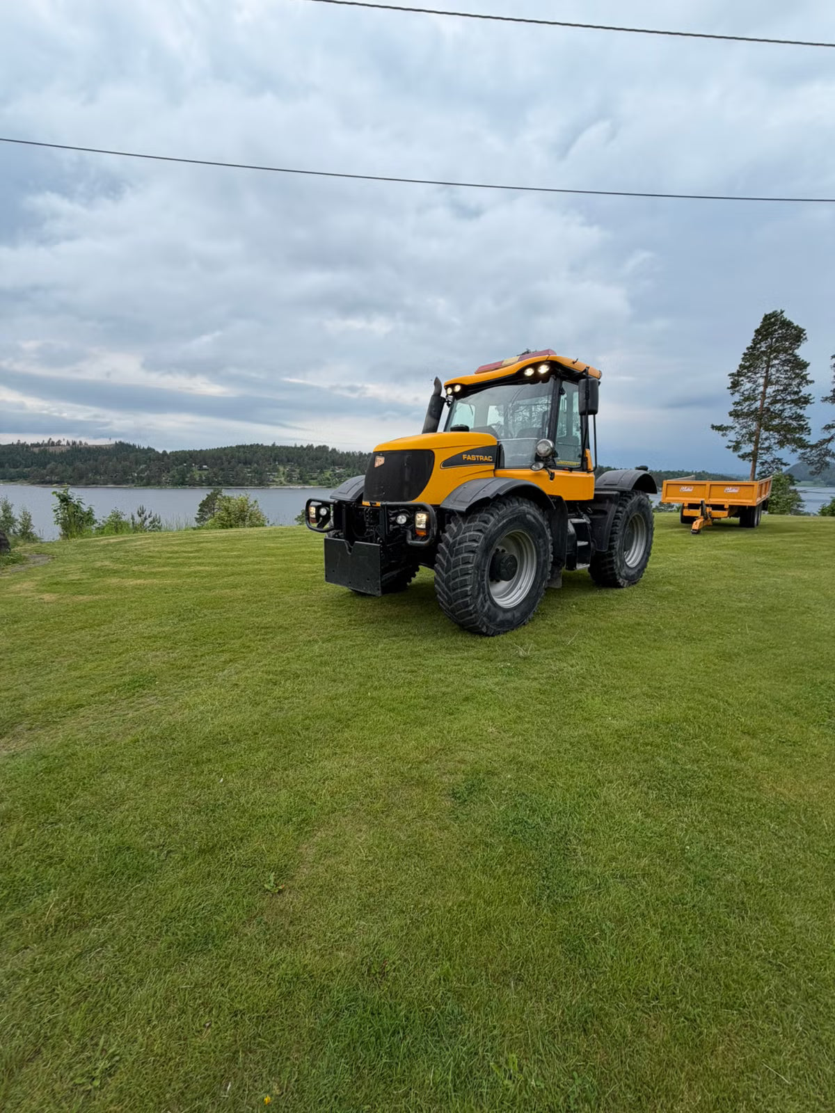 Tracteur JCB 3220