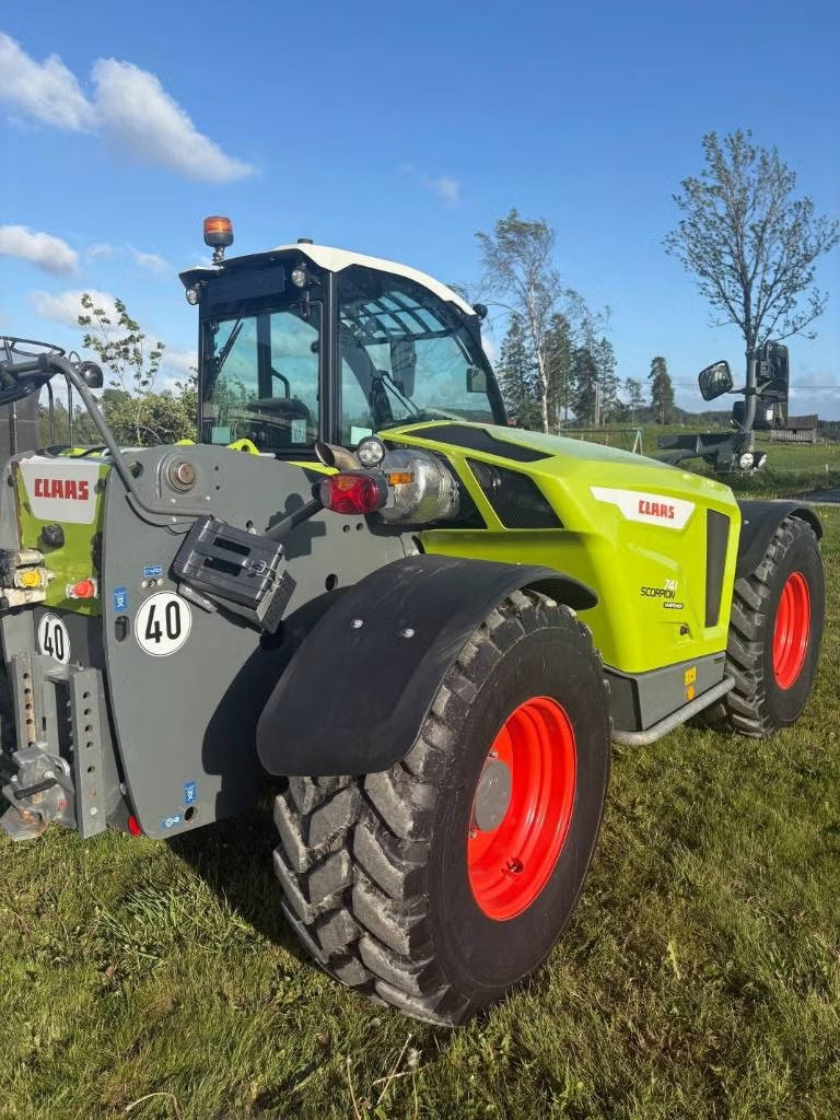 Tracteur CLAAS Scorpion 741 Varipower