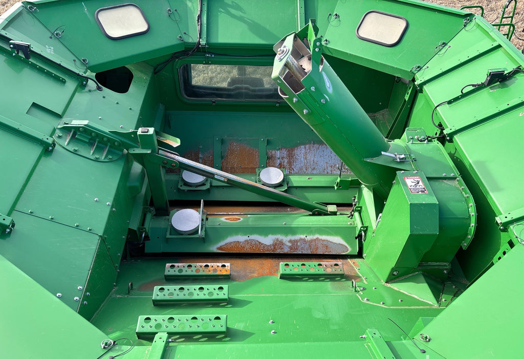 Moissonneuse-batteuse John Deere S770