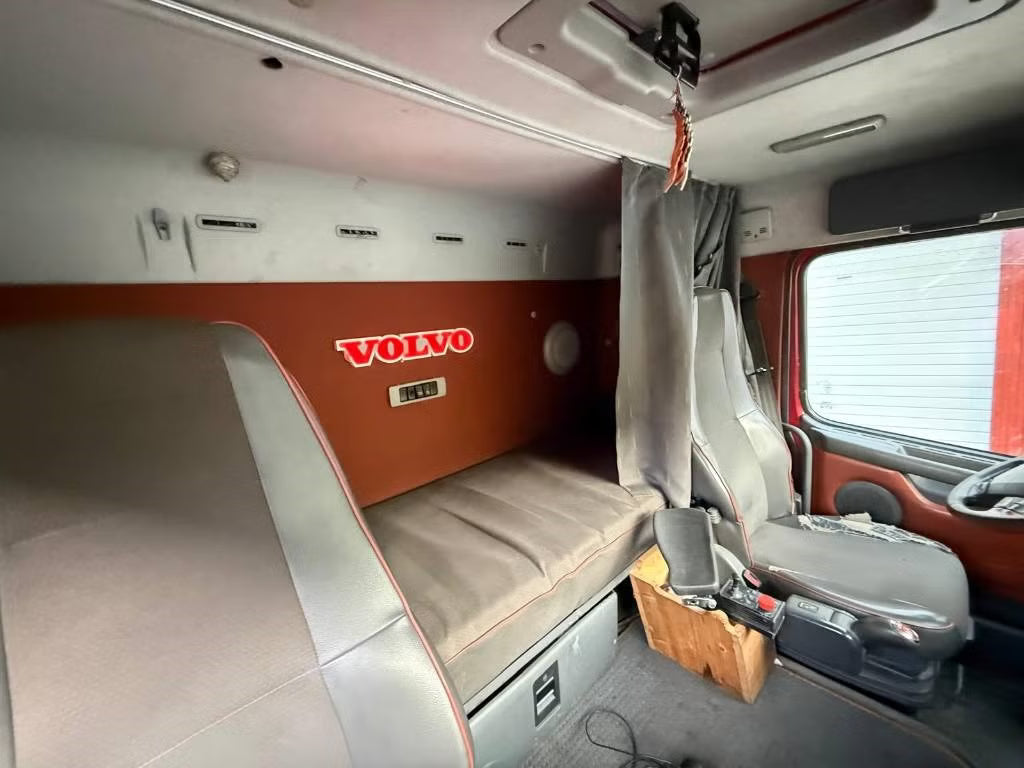 Camion Volvo FH 16 580 2008 - Levage à crochet 580 ch