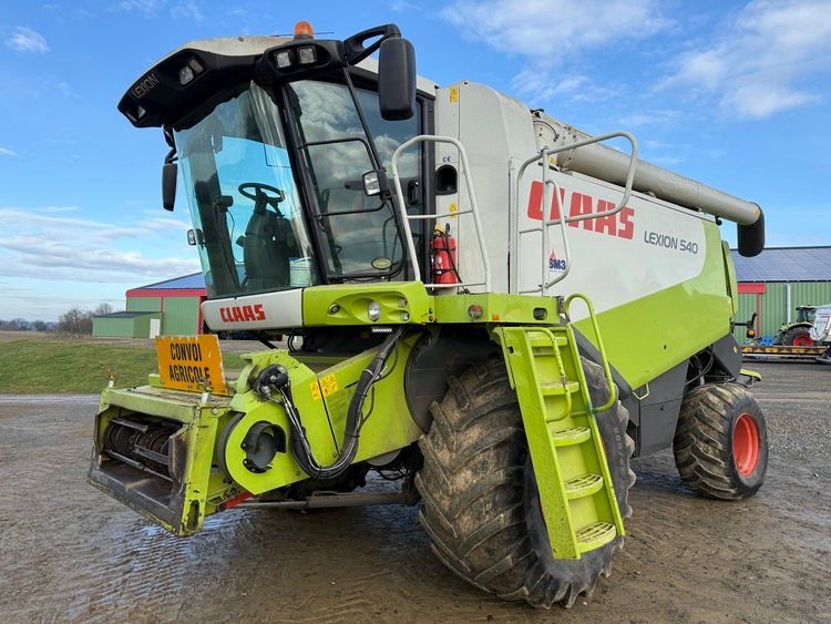 Moissonneuse-batteuse Claas Lexion 540