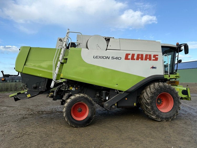Moissonneuse-batteuse Claas Lexion 540