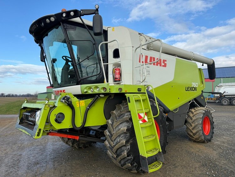 Moissonneuse-batteuse Claas Lexion 760