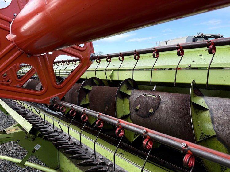 Moissonneuse-batteuse Claas Lexion 540