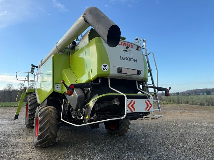 Moissonneuse-batteuse Claas Lexion 760