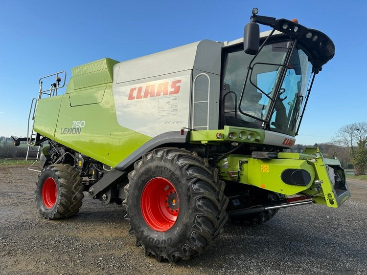Moissonneuse-batteuse Claas Lexion 760