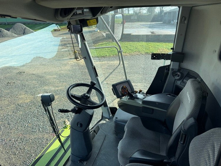 Moissonneuse-batteuse Claas Lexion 760