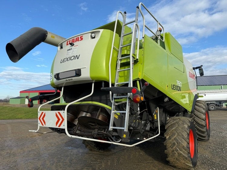 Moissonneuse-batteuse Claas Lexion 760