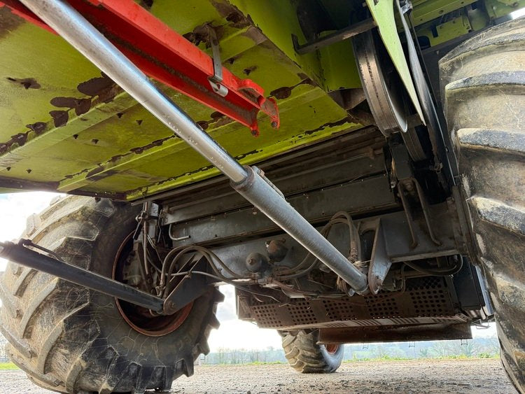 Moissonneuse-batteuse Claas Lexion 540