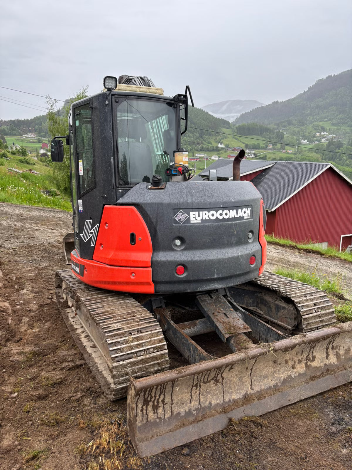 Pelle Eurocomach ES85