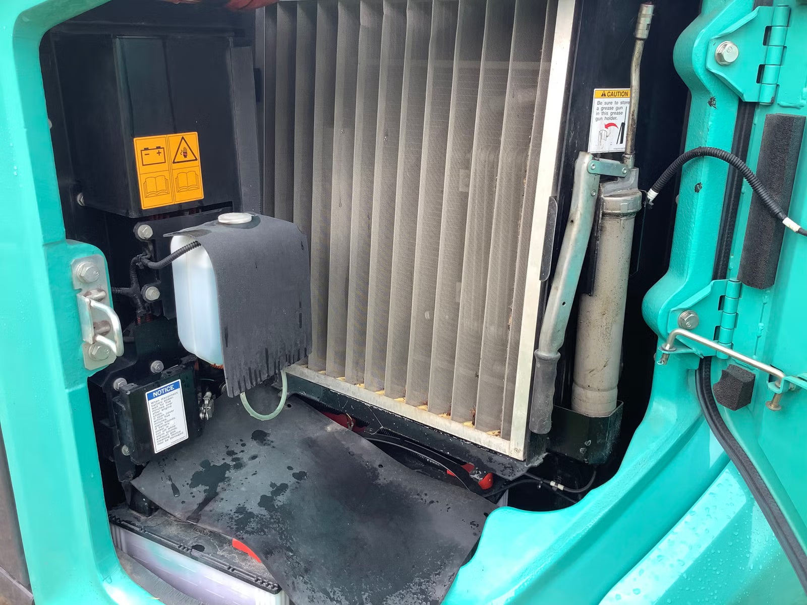 Pelle Kobelco SK75SR-7