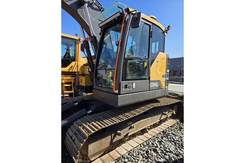 Pelle Volvo ECR145EL