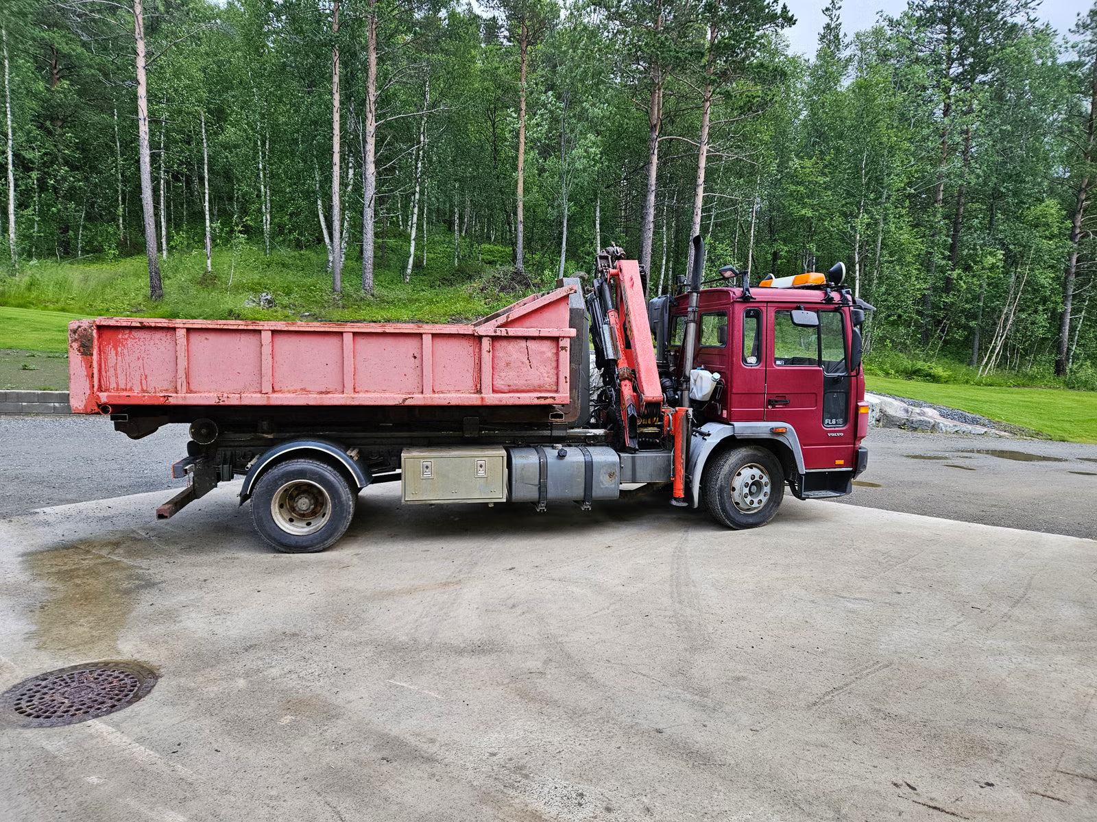 Camion Volvo FL6 16 2008 - Levage à crochet 230 ch