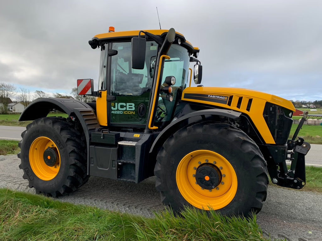 Tracteur JCB 4220