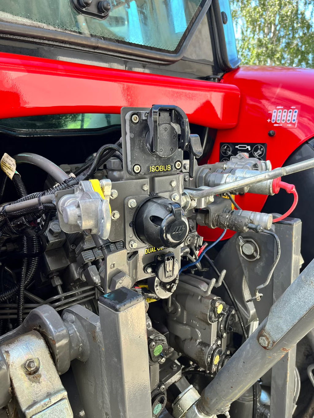 Trator Massey Ferguson 6718 2020