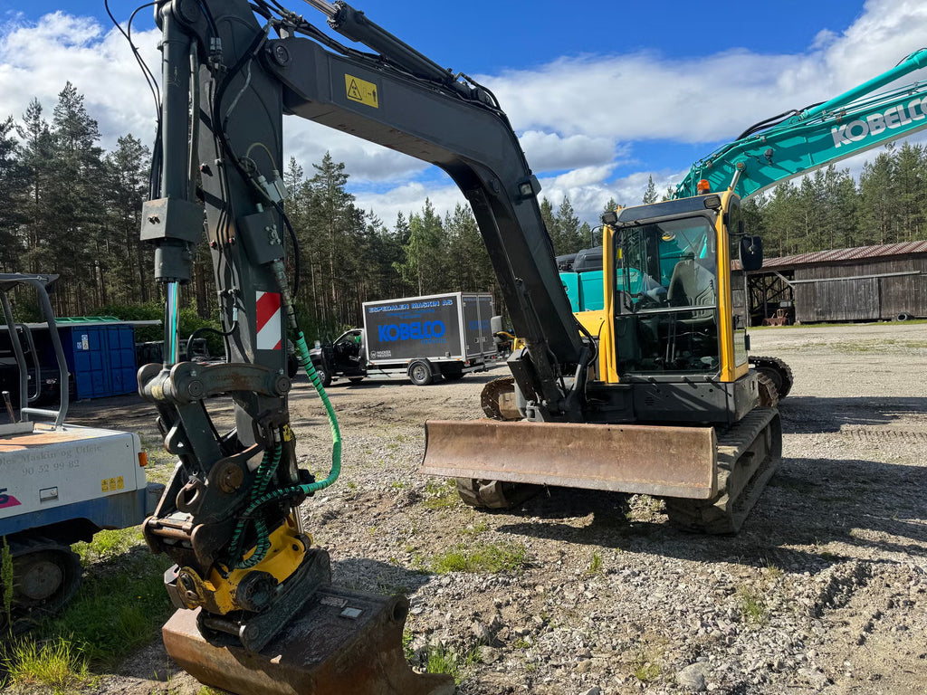Mini Pelle Excavatrice Volvo ECR88Plus + 3 Godets