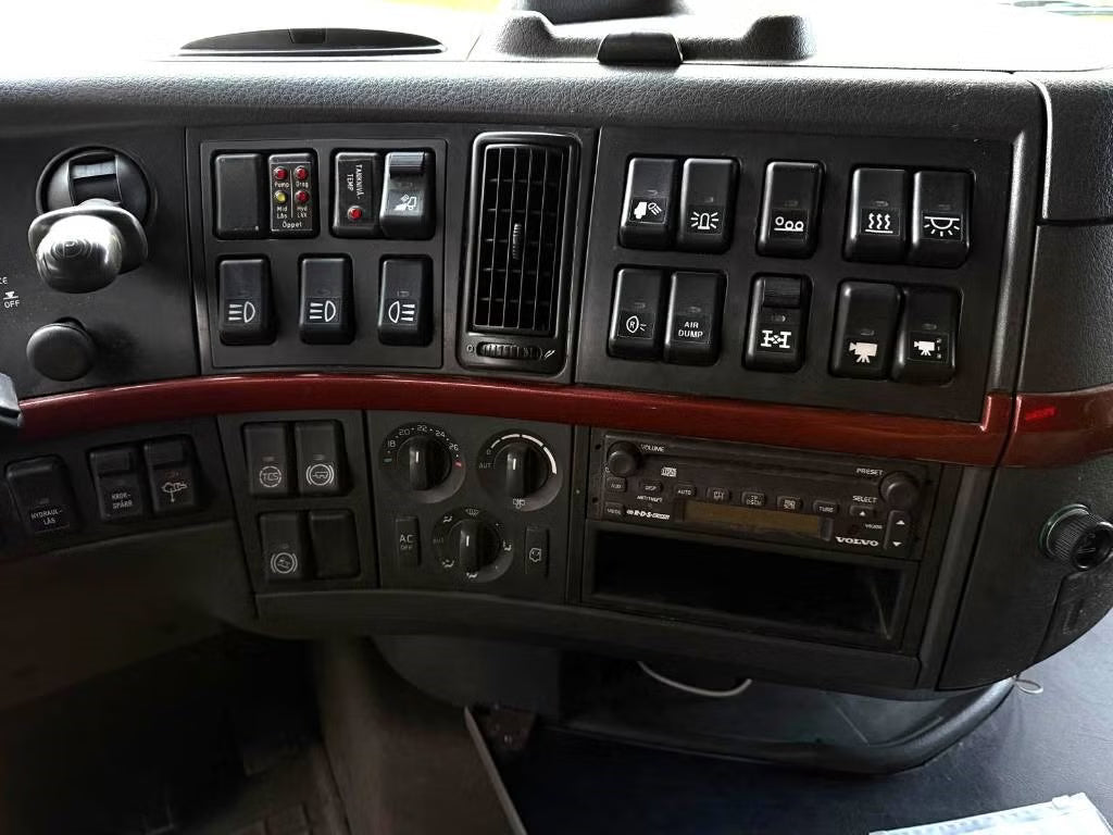 Camion Volvo FH 16 580 2008 - Levage à crochet 580 ch