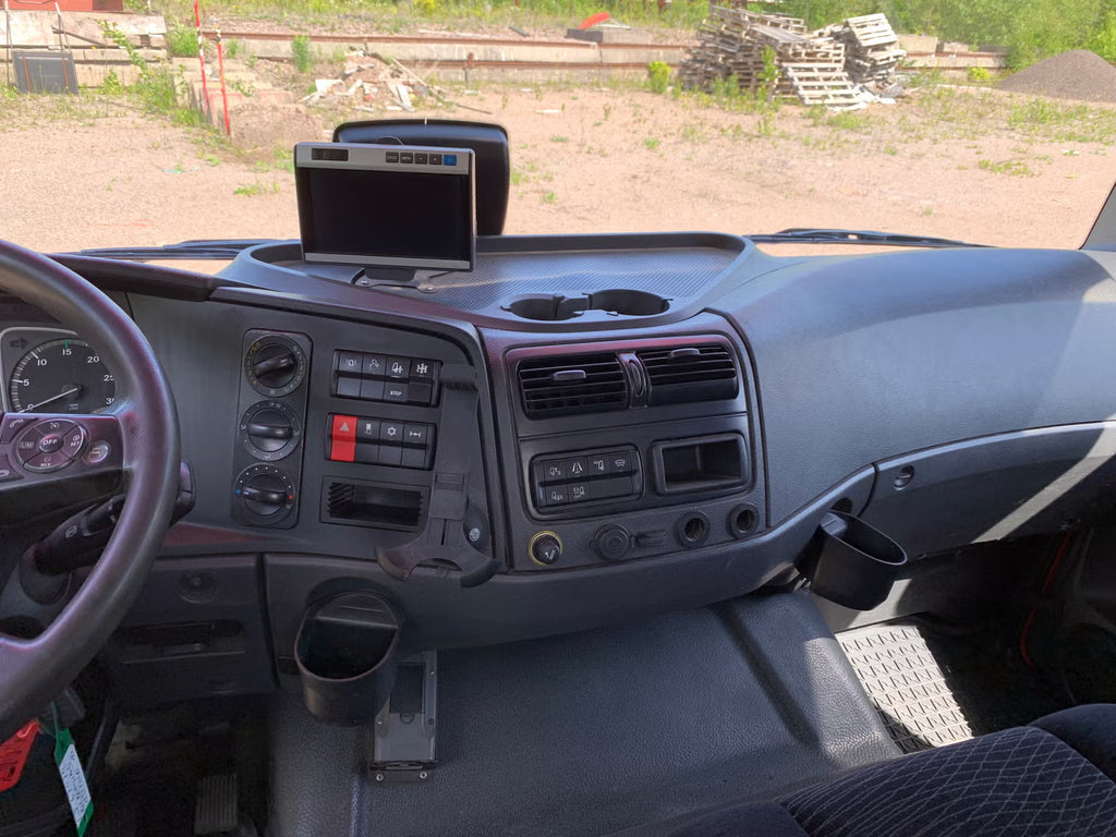 Camion Mercedes-Benz Atego 1224 2017 - Dépanneuse 238 ch