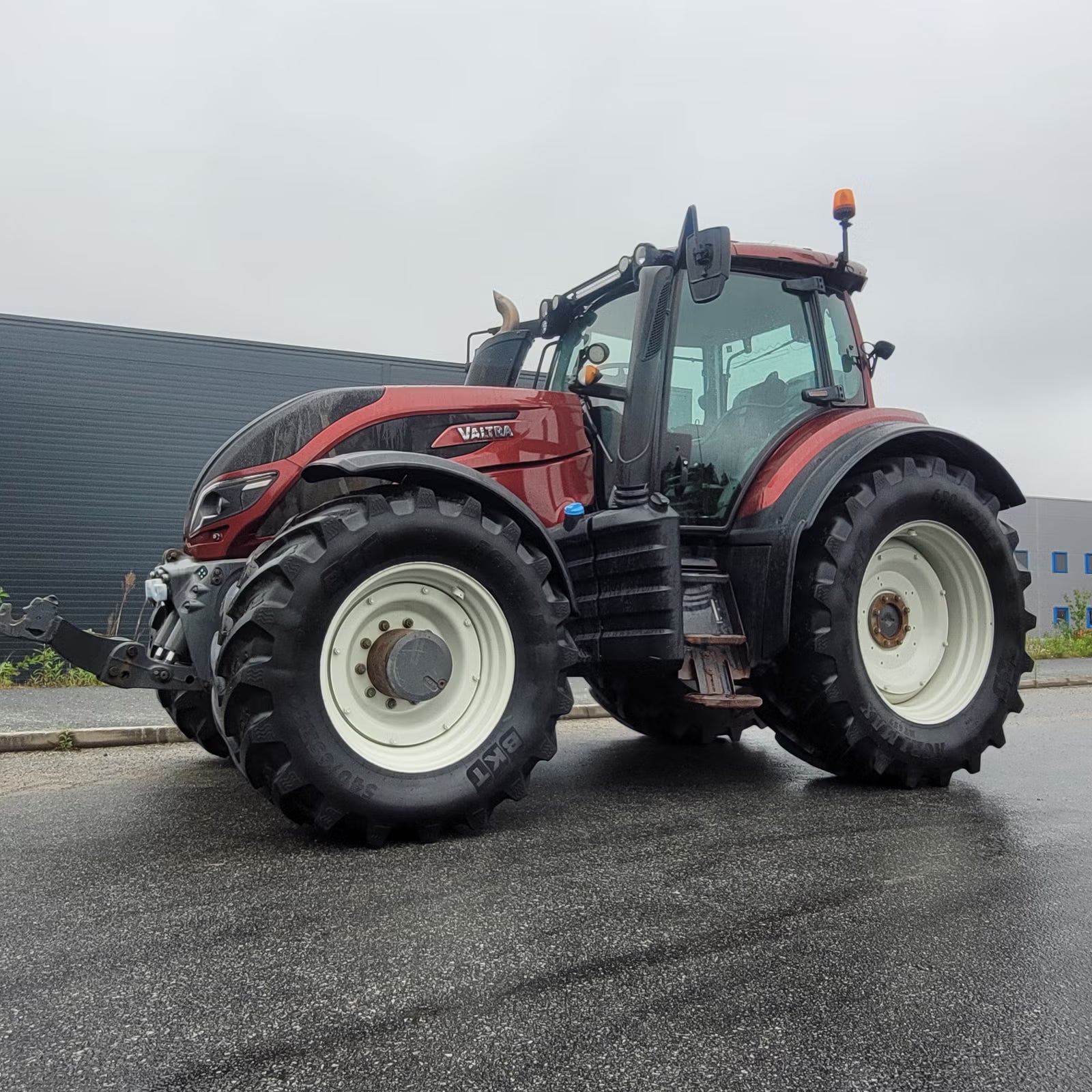 Tracteur Valtra T254V