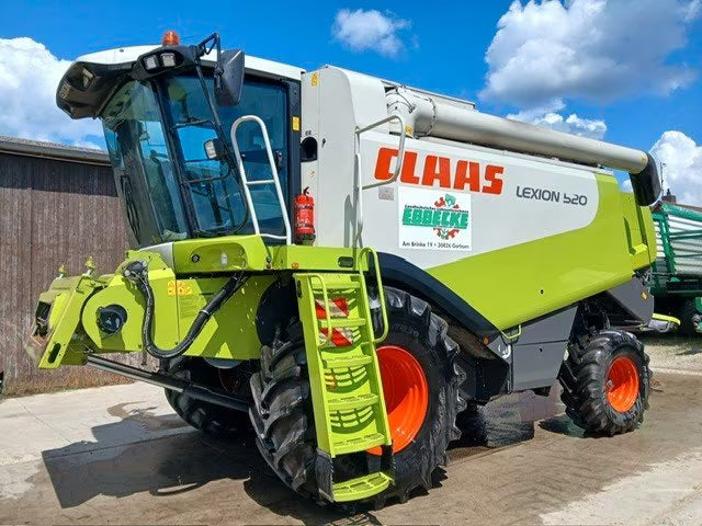 Moissonneuse Batteuse Claas Lexion 520 2009