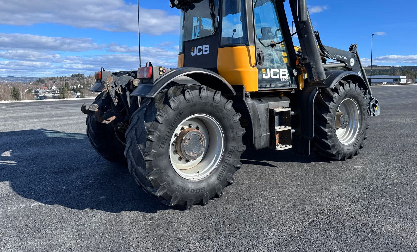 Tracteur JCB 3200 Fastrac