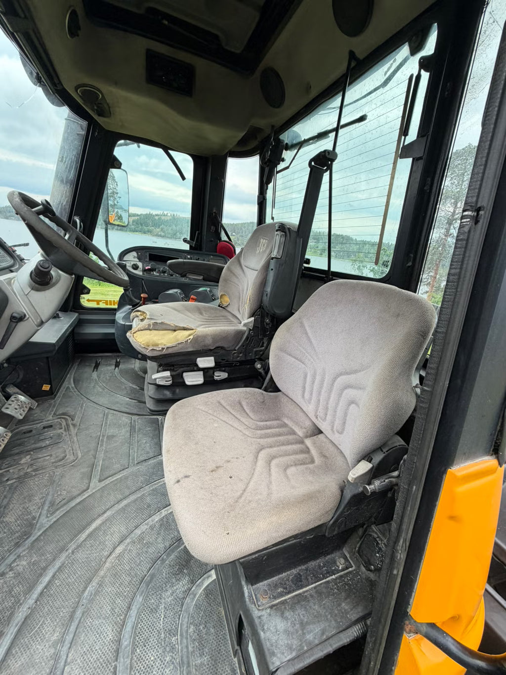Tracteur JCB 3220