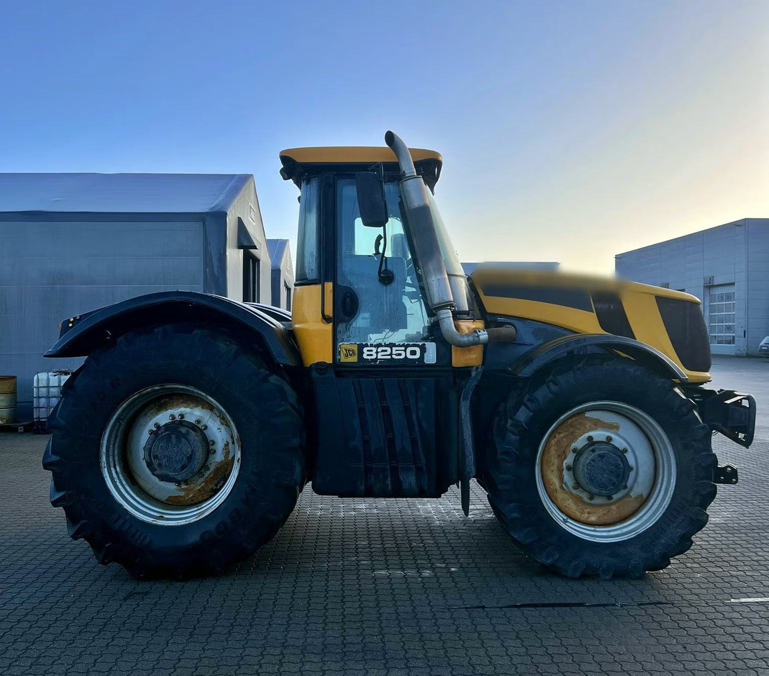Tracteur JCB Fastrac 8250