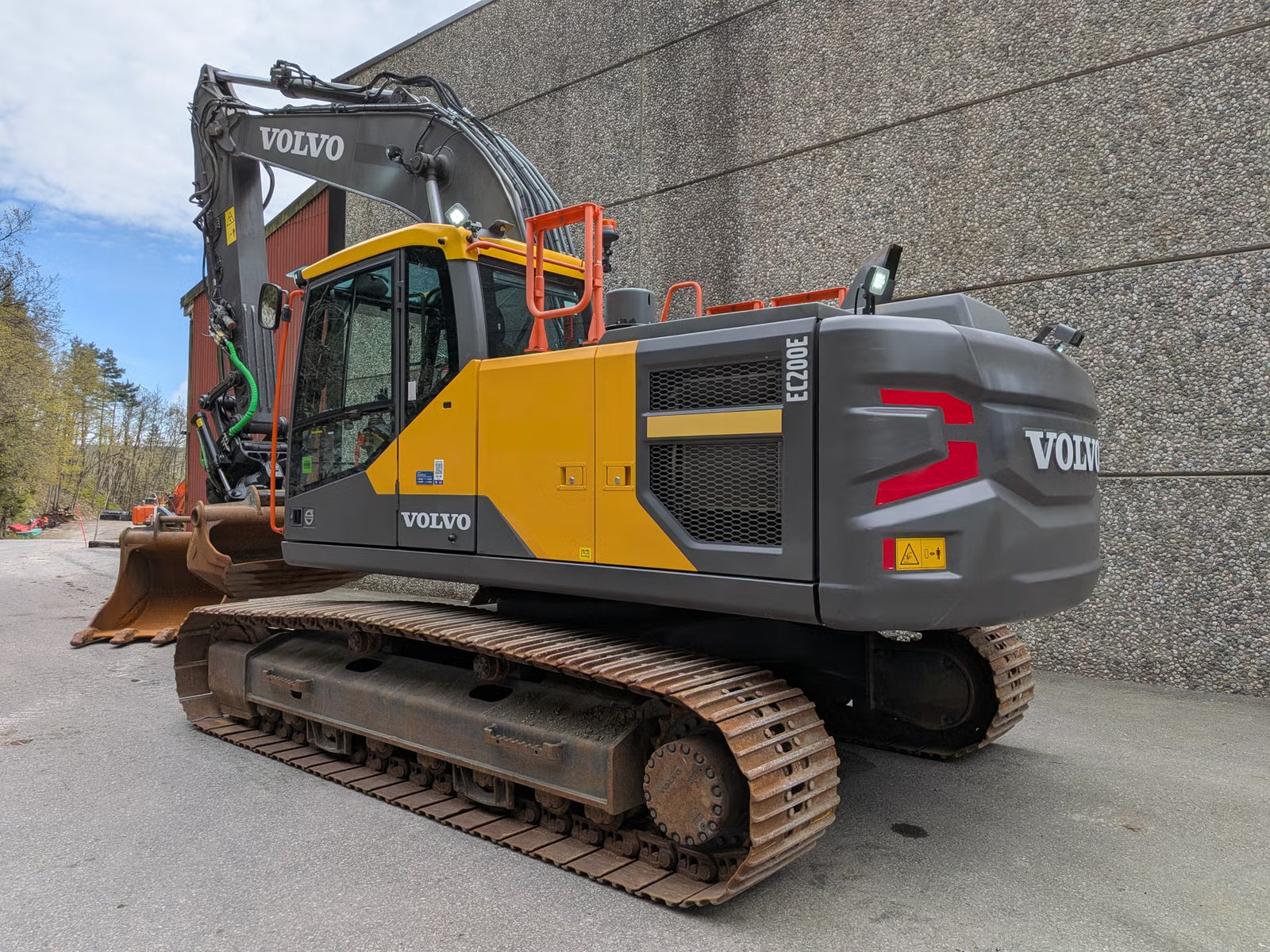 Pelle Volvo EC200E